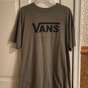 Vans short leave shirt in a mens size L